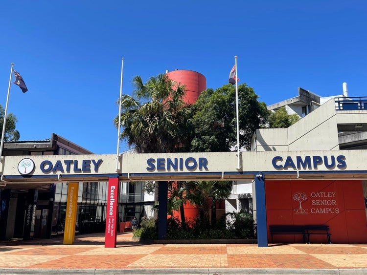 entrance to Georges River College Oatley Senior Campus